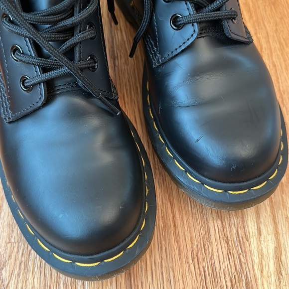 ❌SOLD❌ Dr. Martens 1460 W Airwair Leather Women's Size 7 Black Combat Boots Doc - Picture 8 of 11